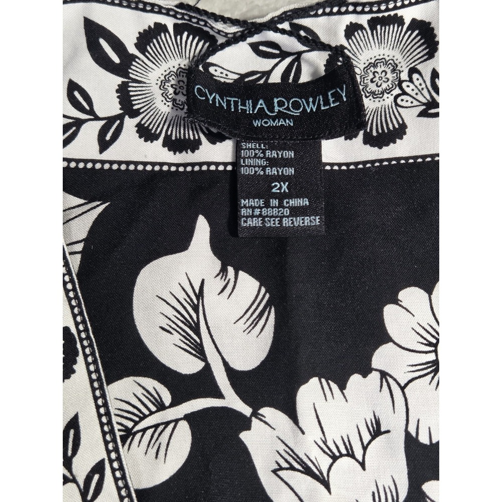 Cynthia Rowley Women 2X Reversible Floral Kimono Blouse Black White Boho Plus - Picture 3 of 9